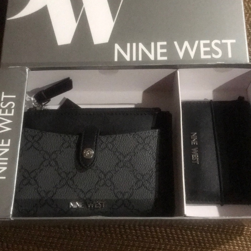 Nine West set